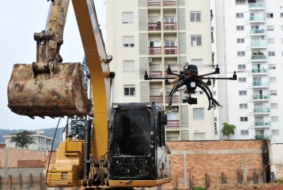 Monitoramento de obras na construção civil já pode ser feito com drones Monitoramento de obras na construção civil já pode ser feito com drones